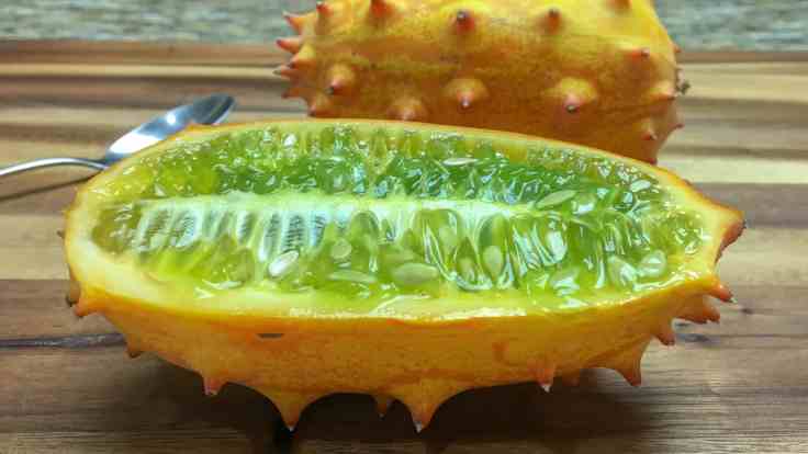 Kiwano-Melon-Horned-Melon-Fruit-Cut-Open.jpg